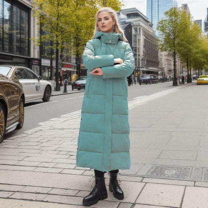 Long quilted coat with hood and thick padding